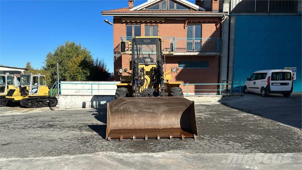 CAT IT28B Radlader