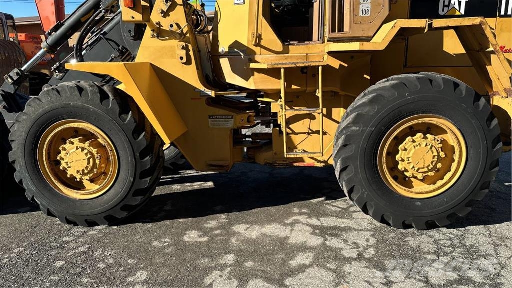 CAT IT28B Radlader