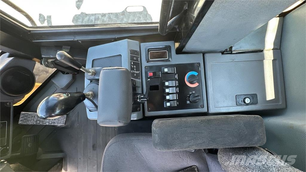 CAT IT28G 4X4 Radlader