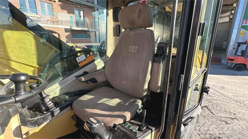 CAT M315 Excavadoras de ruedas