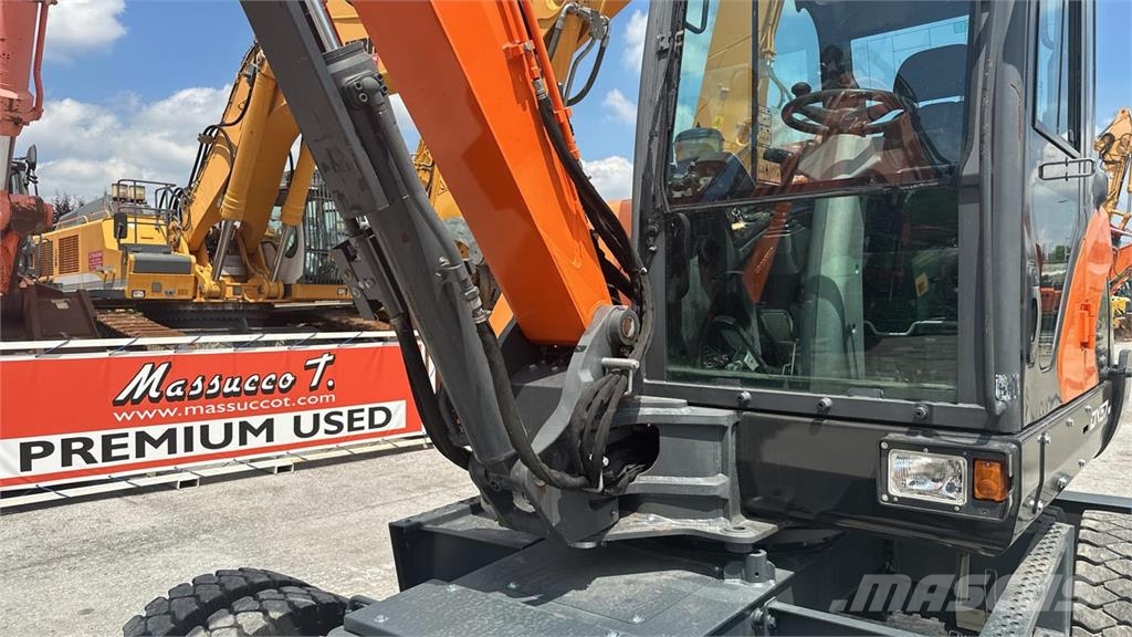 Doosan DX57W-5 حفارات بعجل