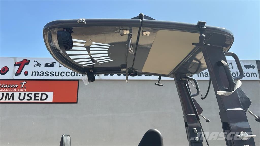 Everun ER08E 4x4 Tekerlekli yükleyiciler