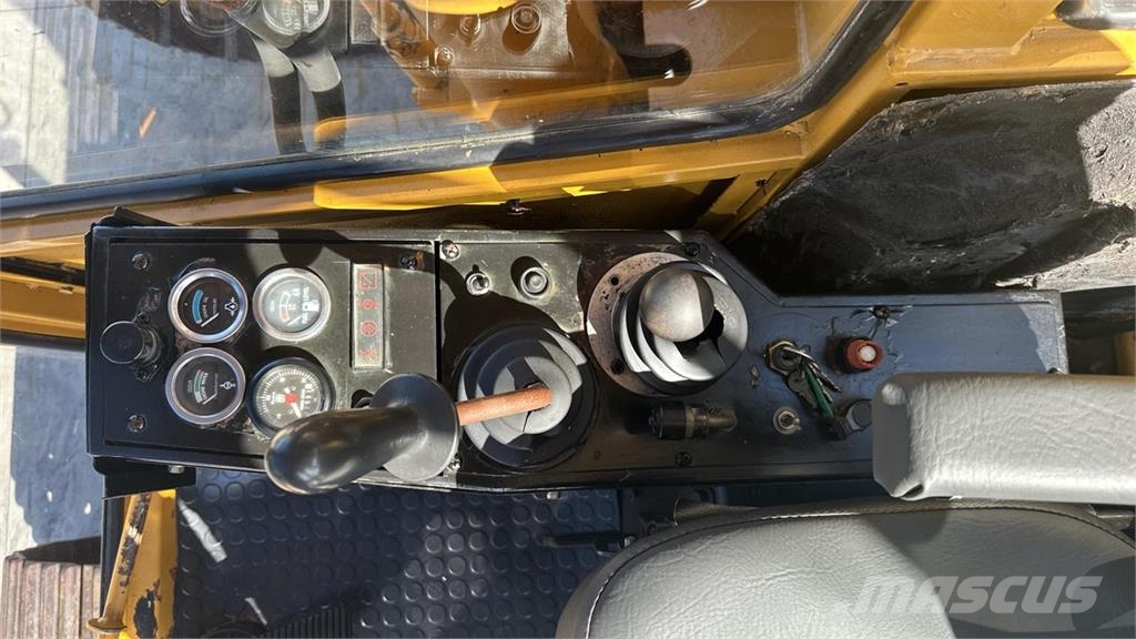 Fiat-Allis FE20HD Bageri guseničari