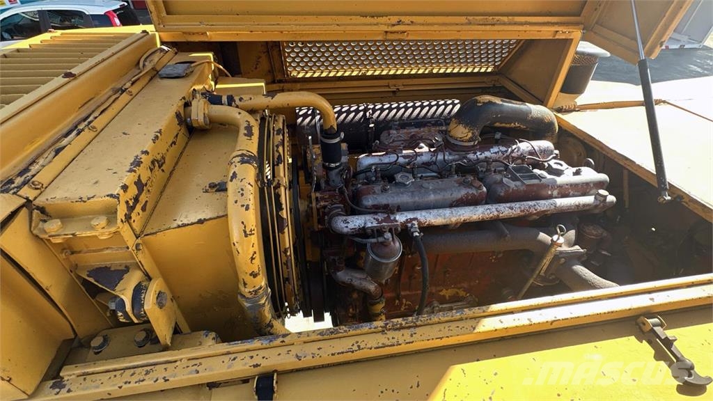 Fiat-Allis FE20HD Bageri guseničari