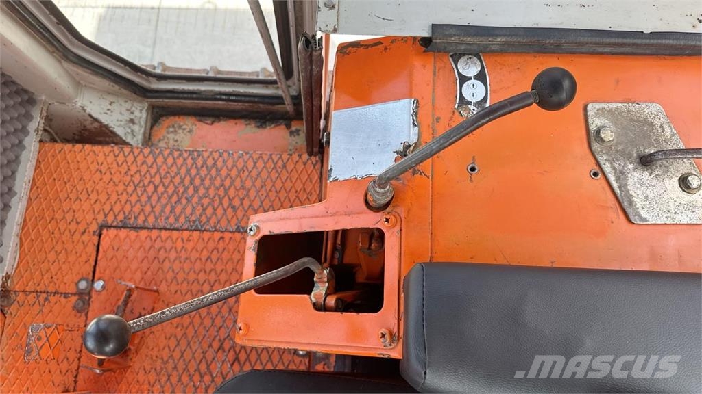 Fiat-Hitachi FD20 Vikšriniai buldozeriai