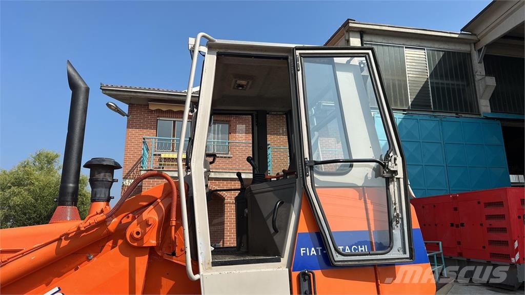 Fiat-Hitachi FL145 Pás carregadoras de rodas