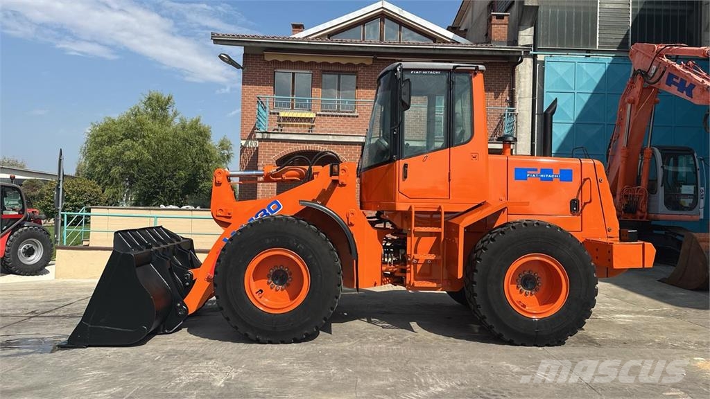 Fiat-Hitachi W130A Læssemaskiner på hjul