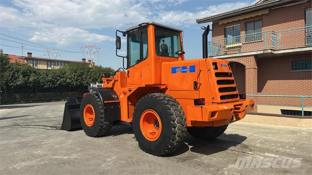 Fiat-Hitachi W130A Læssemaskiner på hjul
