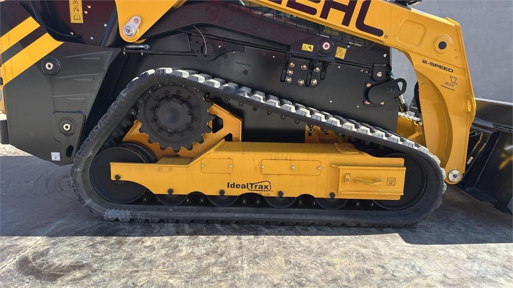 Gehl VT275 لوادر انزلاقية التوجيه