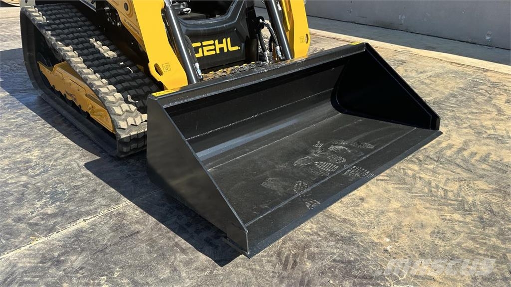 Gehl VT275 لوادر انزلاقية التوجيه