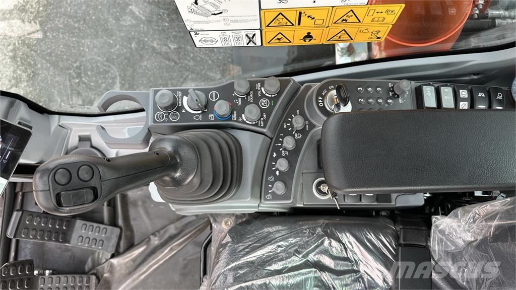 Hitachi KMC380S-7 Εκσκαφείς με ερπύστριες