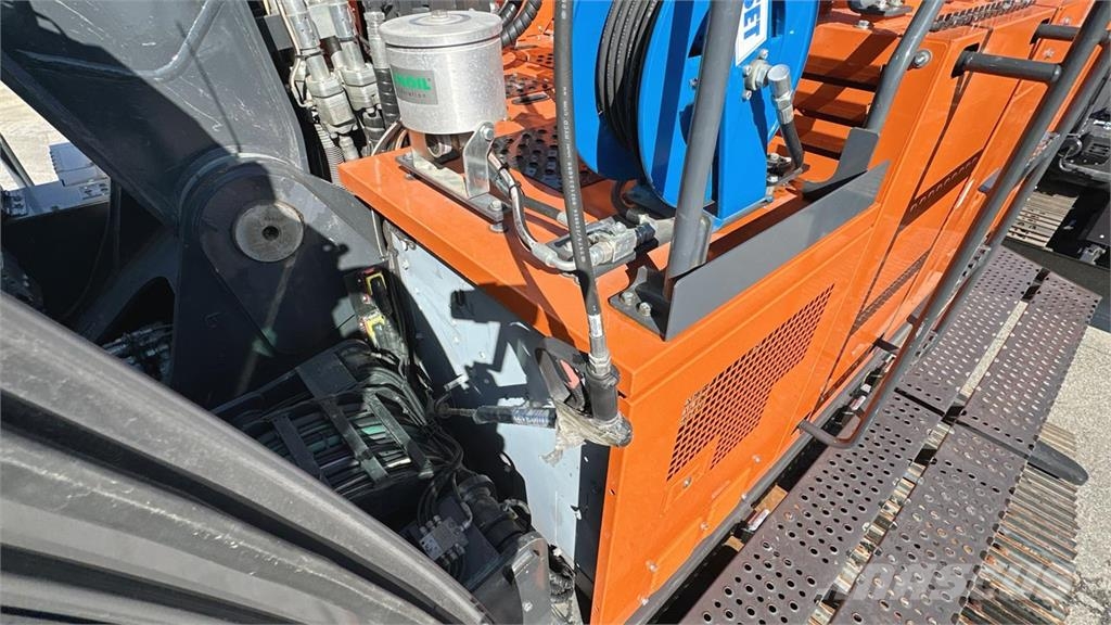 Hitachi KMC750S-7 حفارات زحافة
