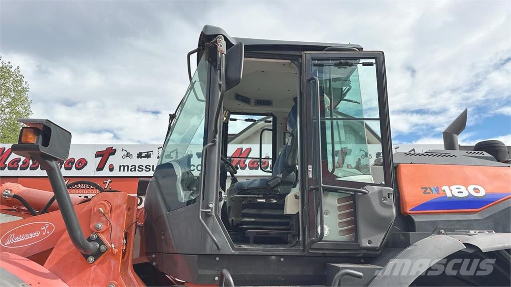 Hitachi ZW180-6 Læssemaskiner på hjul