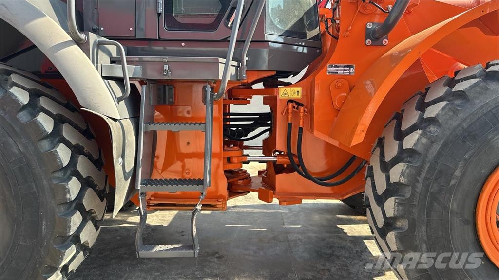Hitachi ZW220 Cargadoras sobre ruedas