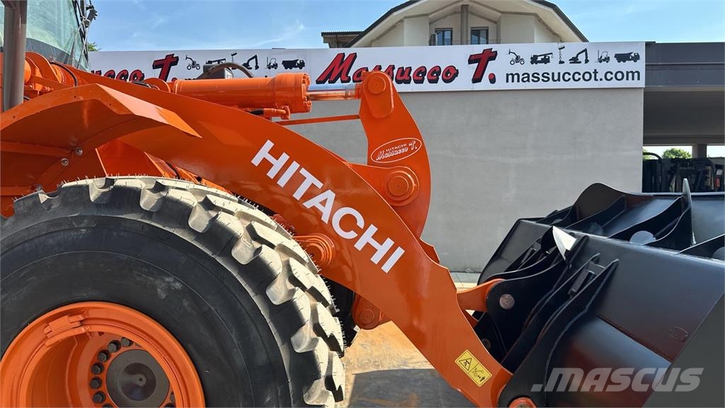 Hitachi ZW220 Cargadoras sobre ruedas