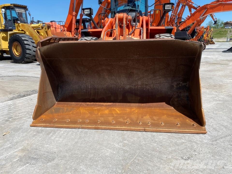 Hitachi ZW250-6 Wheel loaders