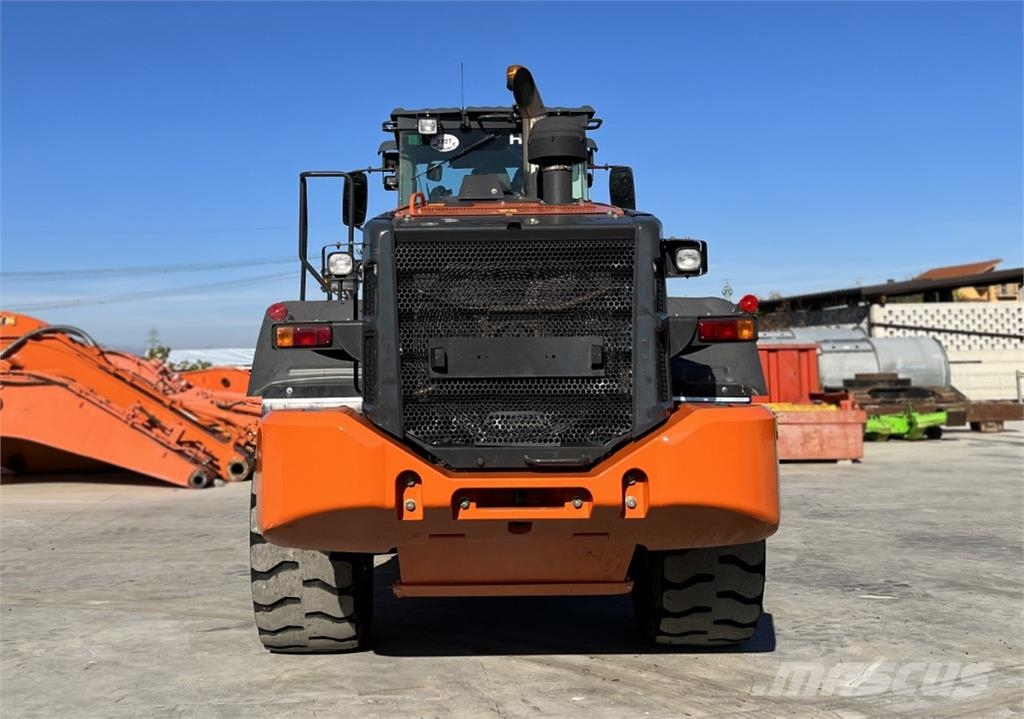 Hitachi ZW250-6 Radlader