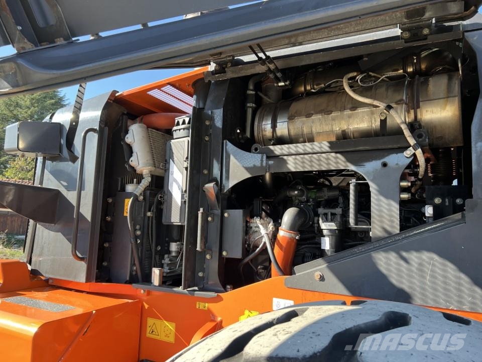 Hitachi ZW250-6 Radlader