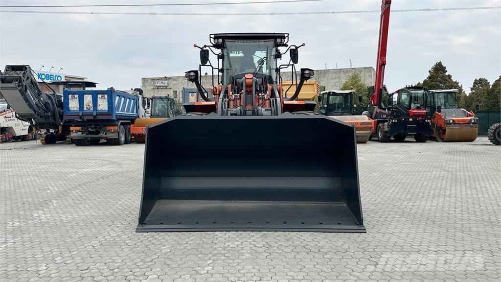 Hitachi ZW250-7 Tekerlekli yükleyiciler