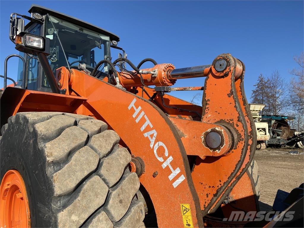 Hitachi ZW310-5 Kolesni nakladalci