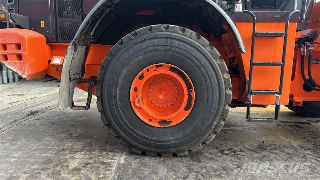 Hitachi ZW310-6 ホイールローダー・タイヤショベル
