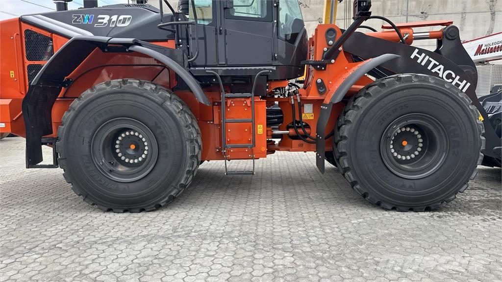 Hitachi ZW310-7 Колесни товарачи