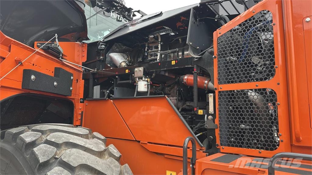 Hitachi ZW310-7 Колесни товарачи