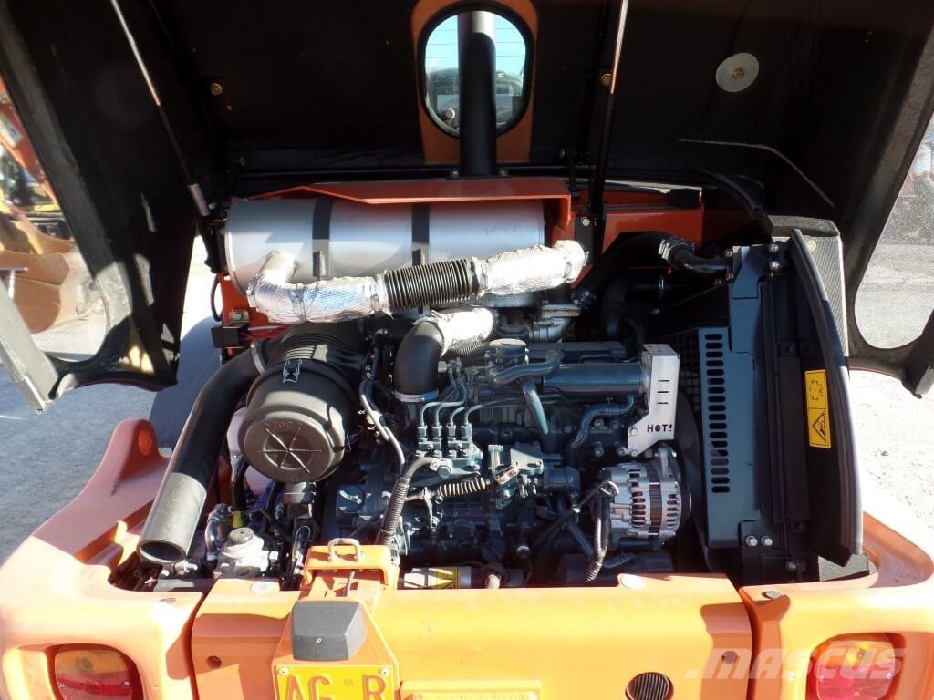 Hitachi ZW65 Naudoti ratiniai krautuvai
