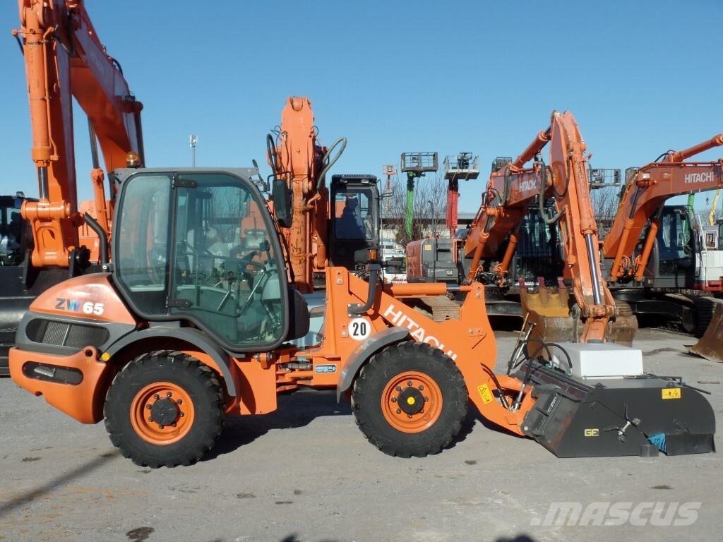 Hitachi ZW65 Naudoti ratiniai krautuvai