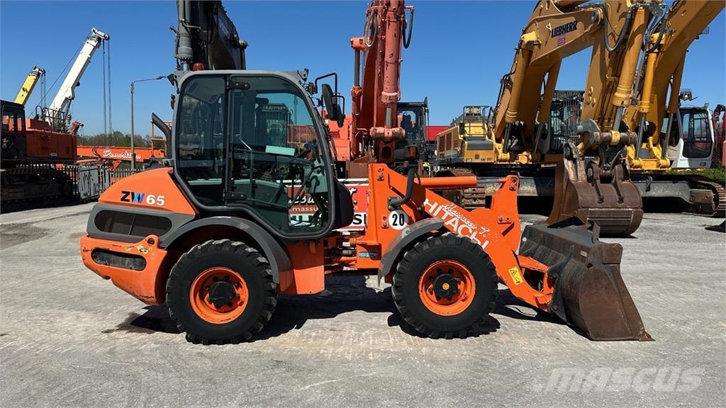 Hitachi ZW65 Ładowarki kołowe
