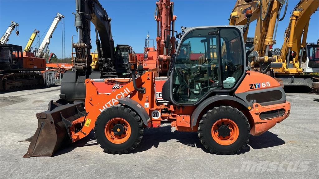 Hitachi ZW65 Ładowarki kołowe