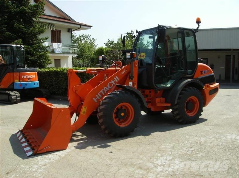 Hitachi ZW65 Tekerlekli yükleyiciler