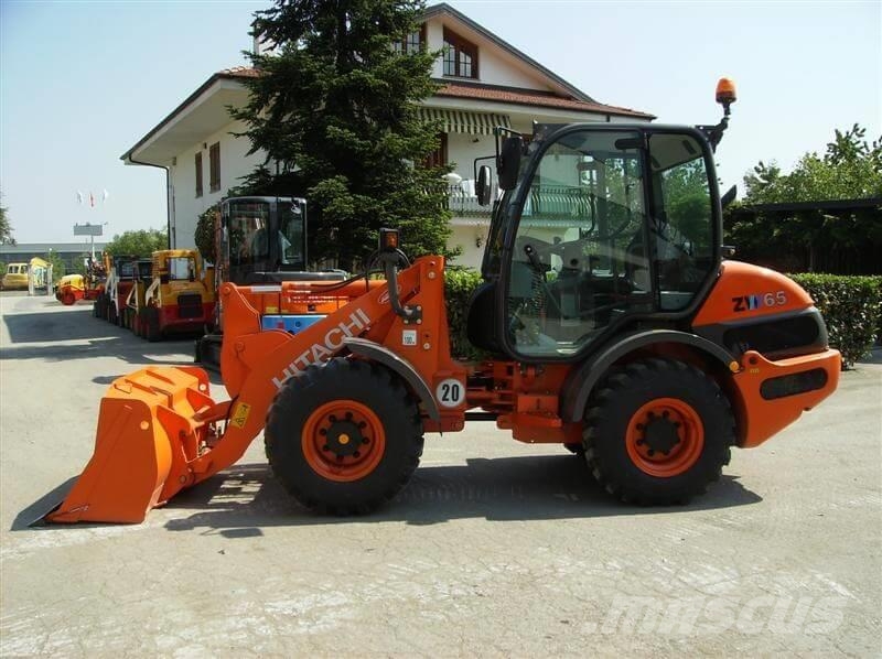Hitachi ZW65 Tekerlekli yükleyiciler