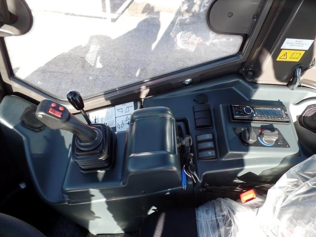Hitachi ZW75-6 Kolesni nakladalci