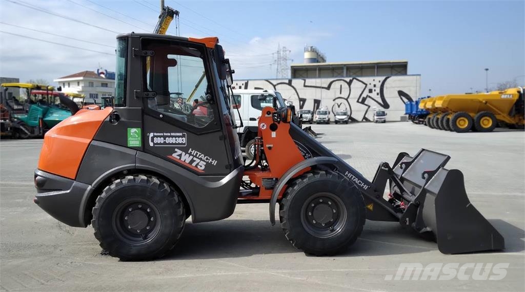 Hitachi ZW75 – 6C Kolesni nakladalci