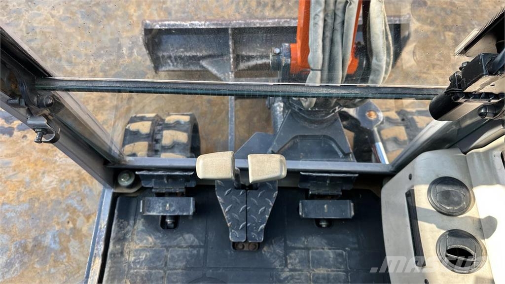 Hitachi ZX 25 CLR Miniescavadeiras < 7t (Mini escavadeiras)