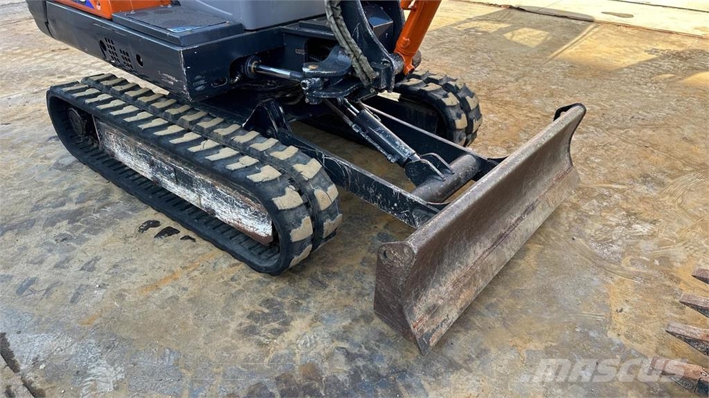 Hitachi ZX 25 CLR Miniescavadeiras < 7t (Mini escavadeiras)
