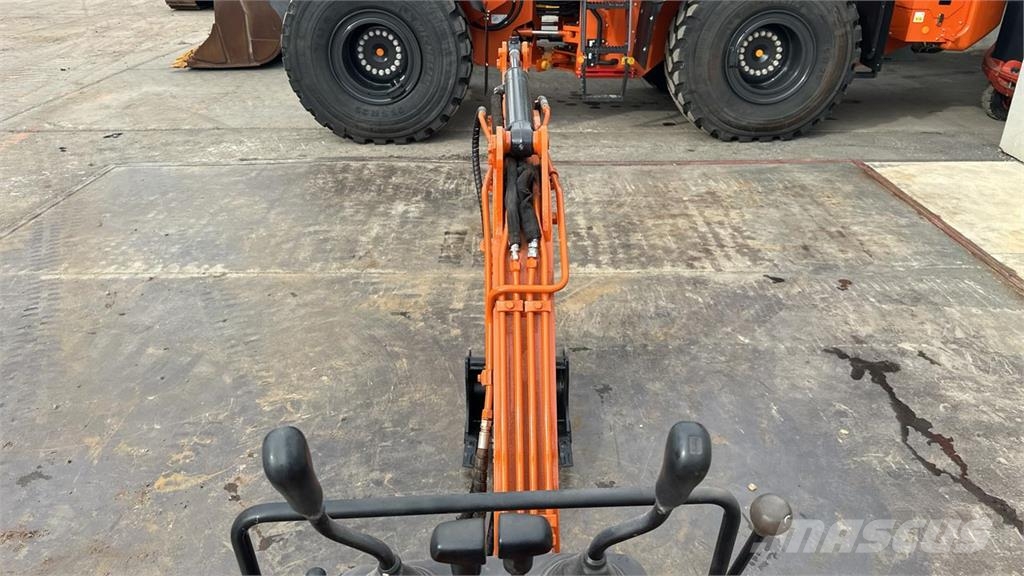 Hitachi ZX10U-2 Εκσκαφάκι (διαβολάκι) < 7t