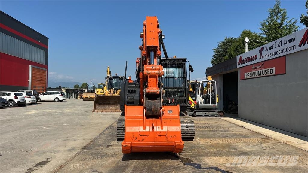 Hitachi ZX135US-5B TUNNELING 中型挖掘机