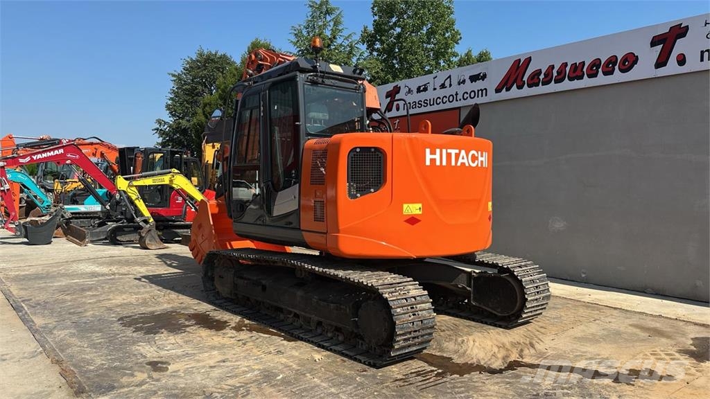 Hitachi ZX135US-5B TUNNELING 中型挖掘机