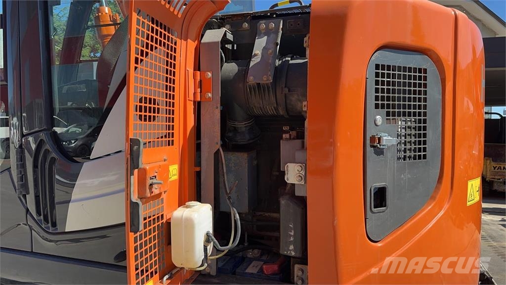Hitachi ZX135US-6 SLF حفارات وسط 7 طن - 12 طن