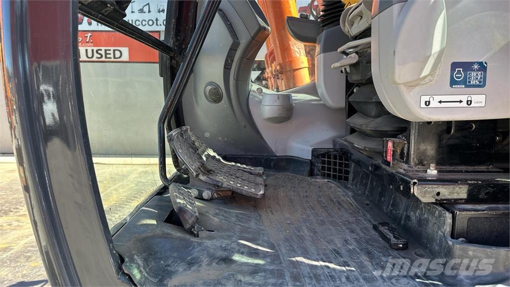Hitachi ZX135US-6 SLF حفارات وسط 7 طن - 12 طن