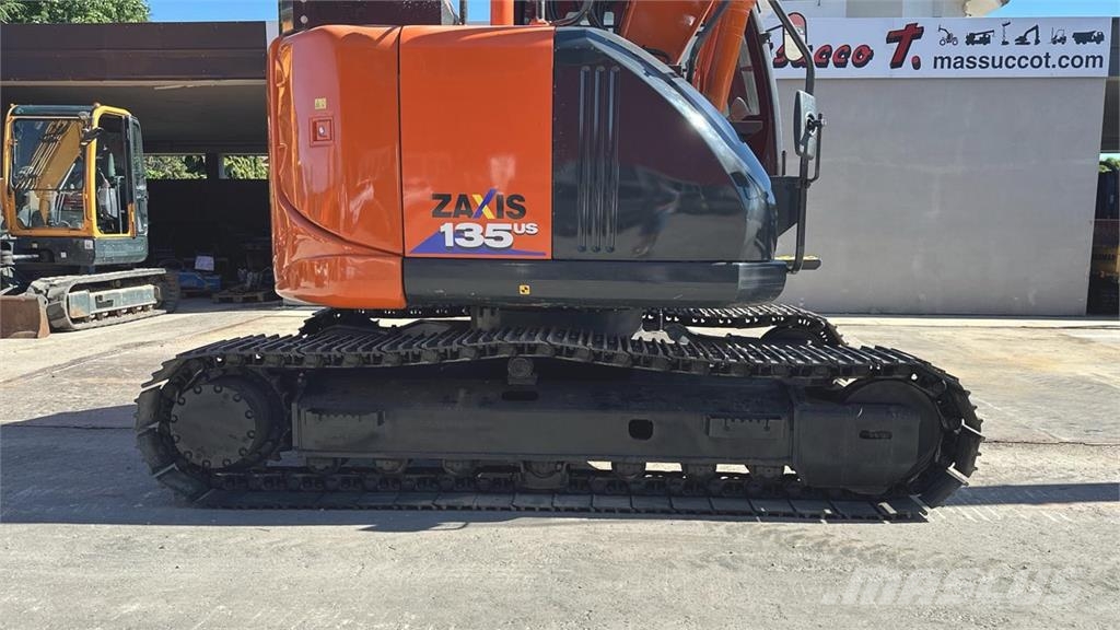 Hitachi ZX135US-6 SLF حفارات وسط 7 طن - 12 طن