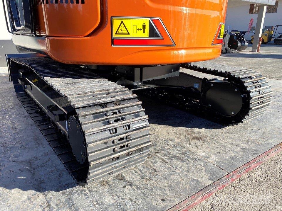 Hitachi ZX135US-7 Excavadoras 7t - 12t