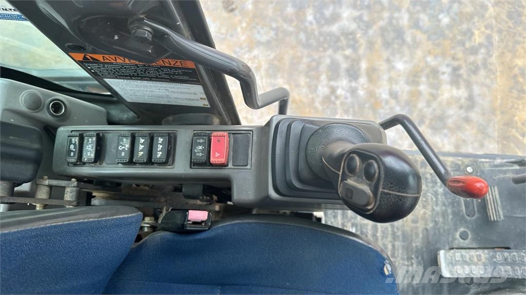Hitachi ZX140WT-3 حفارات بعجل