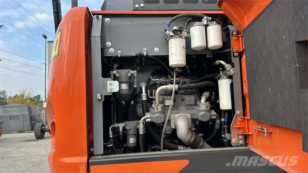 Hitachi ZX150WT-7 2P Lastik tekerli ekskavatörler