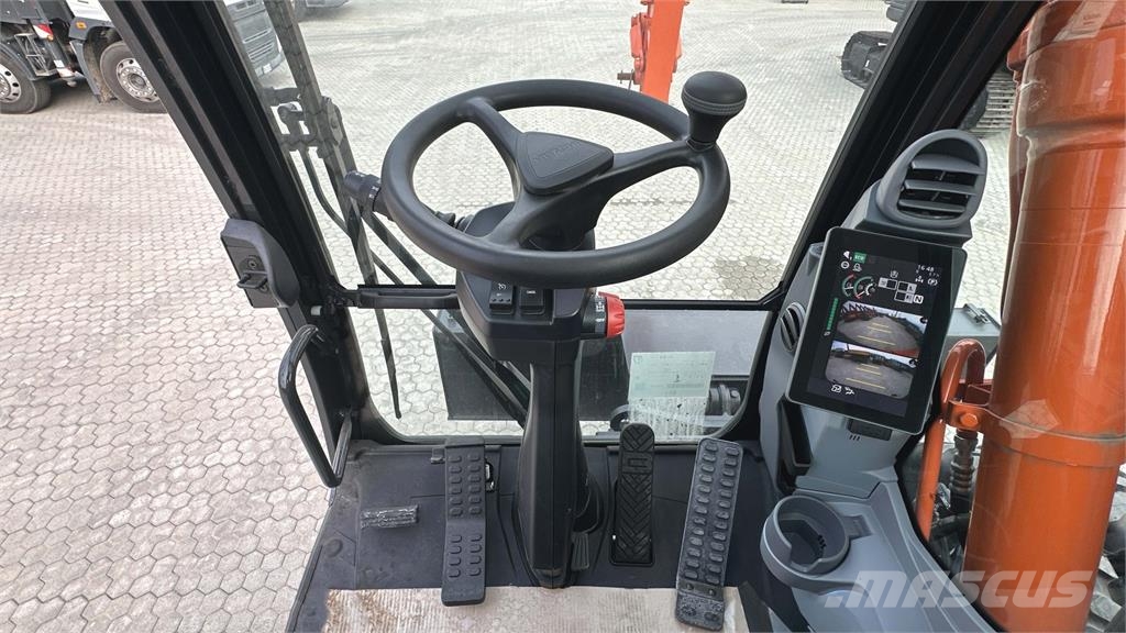 Hitachi ZX150WT-7 2P Lastik tekerli ekskavatörler
