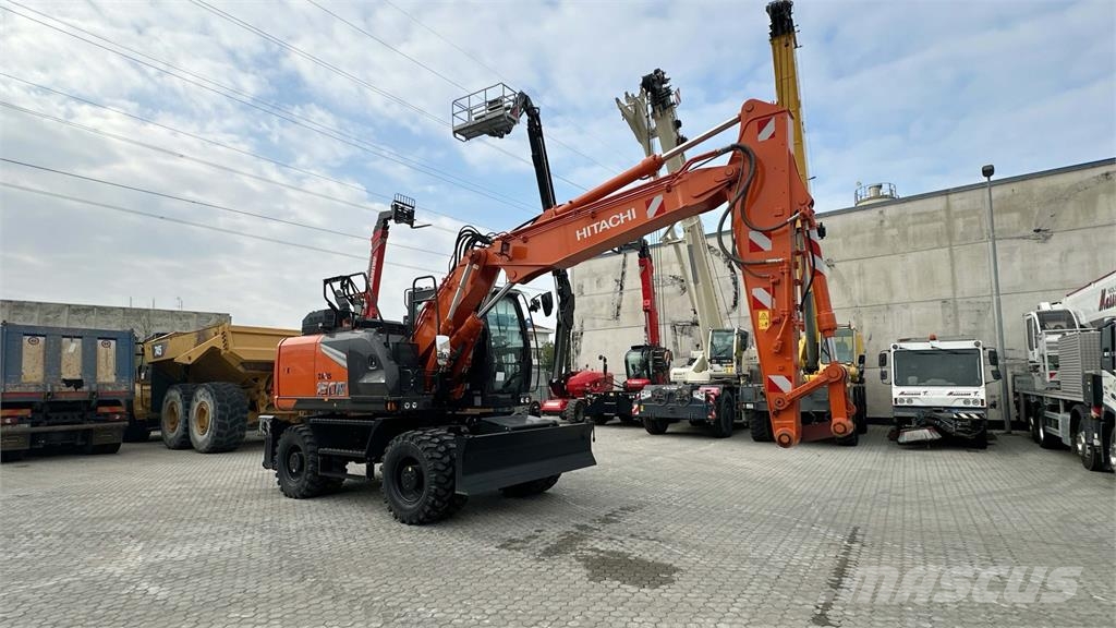 Hitachi ZX150WT-7 2P Lastik tekerli ekskavatörler