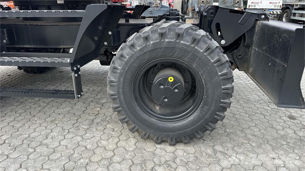 Hitachi ZX150WT-7 2P Lastik tekerli ekskavatörler