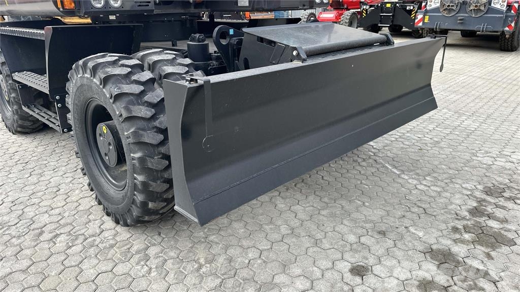 Hitachi ZX150WT-7 2P Lastik tekerli ekskavatörler